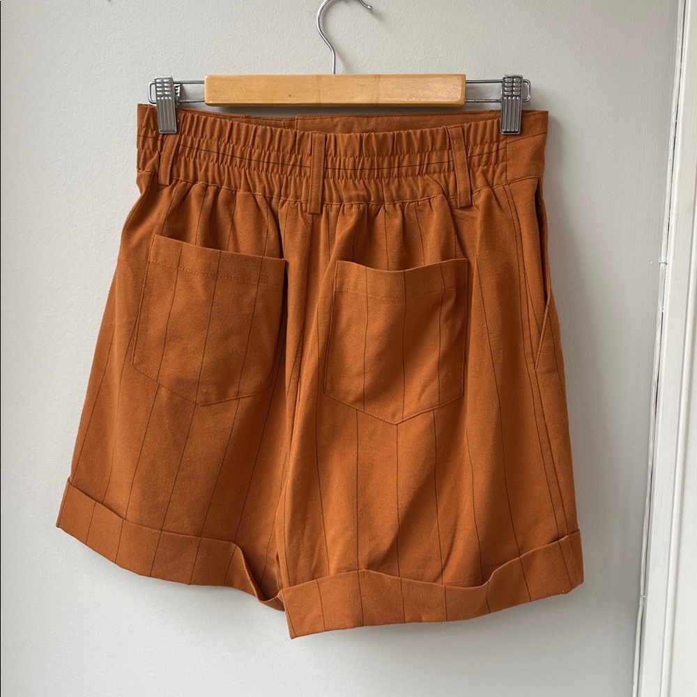 Danielle Bernstein Shorts - image 6
